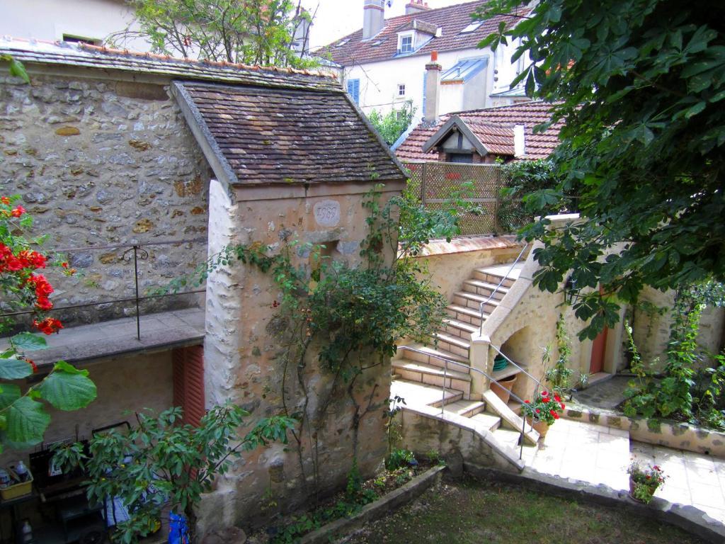 Chambres D'Hotes La Closerie Des Trois Marottes Melun Ruang foto