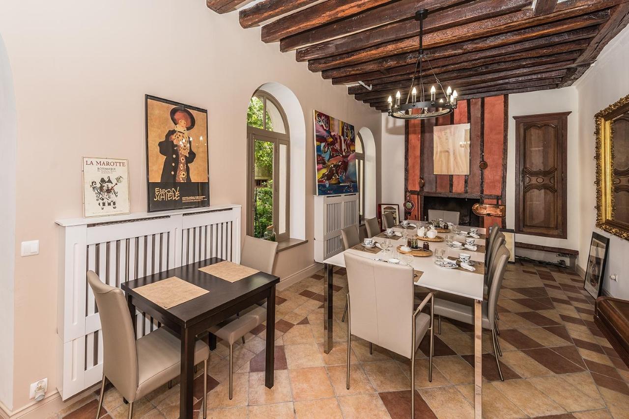Chambres D'Hotes La Closerie Des Trois Marottes Melun Bagian luar foto